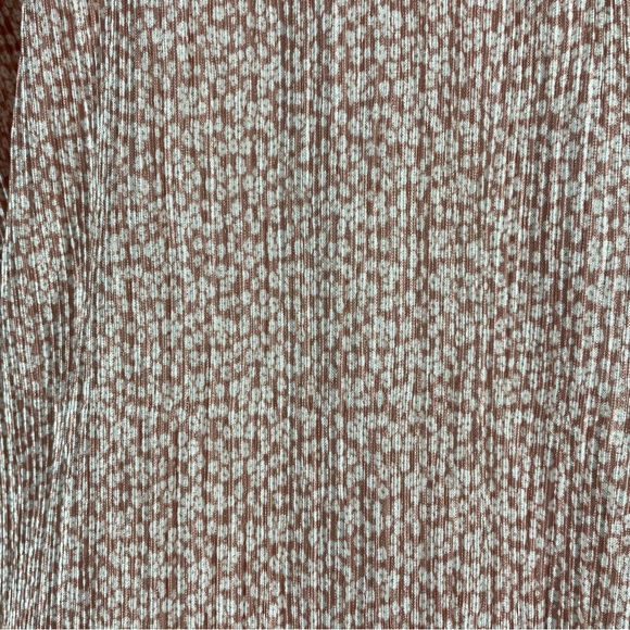 NWT LuLaRoe Kimono Mauve / Pink with White Flowers Size Small - Picture 8 of 10